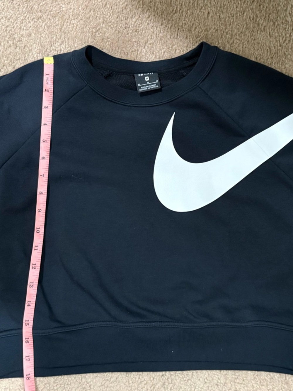 Nike Black Cropped Sweatshirt with White Swoosh Accent - Picture 5 of 5